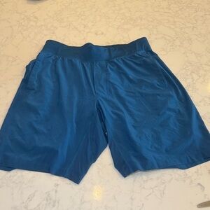 Lululemon T.H.E. Short Luxtreme Liner 9"
Indochine Blue Size Large